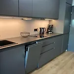 Comfortable Apartment, Zone, *