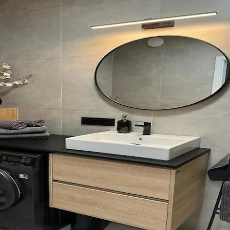 Comfortable Apartment, Zone, *
