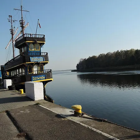 Comfortable Apartment, Zone, Διαμέρισμα *