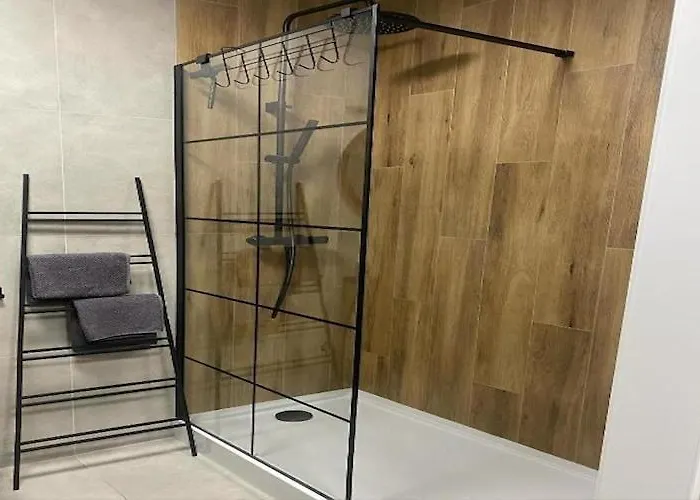 Comfortable Apartment, Zone, Διαμέρισμα